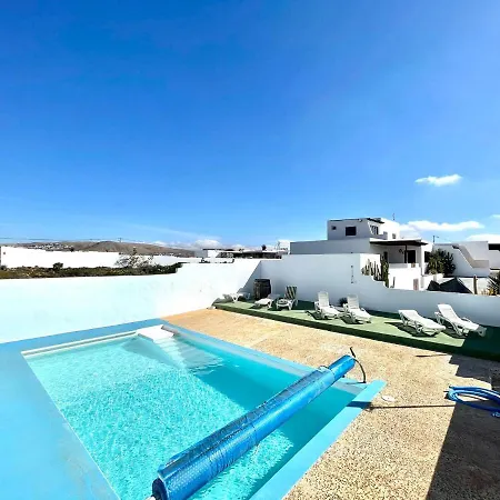 Bonita Casa Rural En Finca Con Terraza Y Vista A Volcan Costa Teguise