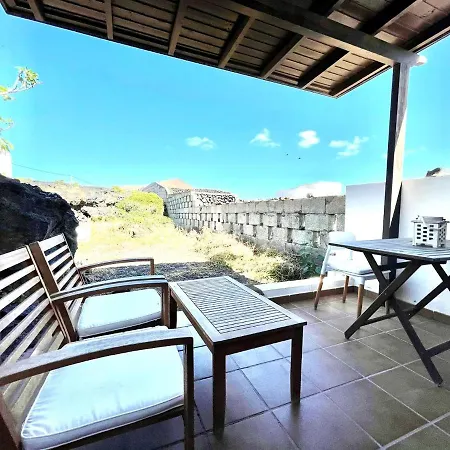 Landhaus Bonita Casa Rural En Finca Con Terraza Y Vista A Volcan